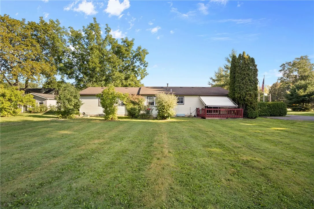 219 Peck Road, Parma, New York 14468, Parma, New York 14468, 3 Bedrooms Bedrooms, 6 Rooms Rooms,1 BathroomBathrooms,Residential,Closed,219 Peck Road, Parma, New York 14468,0,R1634258