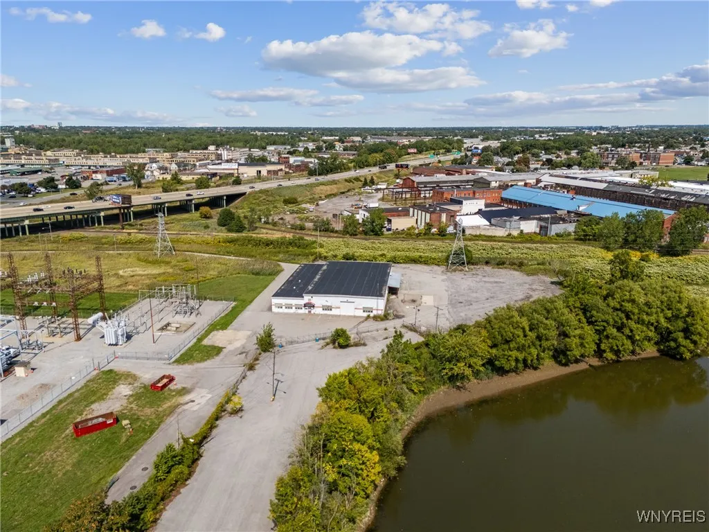 98 Bailey Avenue E, Buffalo, New York 14220, Buffalo, New York 14220, ,Commercial Sale,For Sale,98 Bailey Avenue E, Buffalo, New York 14220,0,B1637329
