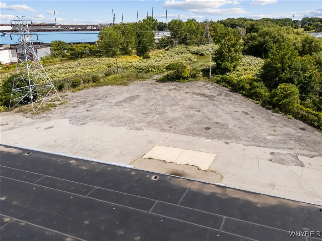 98 Bailey Avenue E, Buffalo, New York 14220, Buffalo, New York 14220, ,Commercial Sale,For Sale,98 Bailey Avenue E, Buffalo, New York 14220,0,B1637329