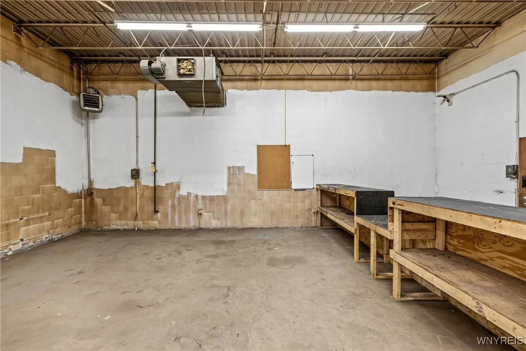 98 Bailey Avenue E, Buffalo, New York 14220, Buffalo, New York 14220, ,Commercial Sale,For Sale,98 Bailey Avenue E, Buffalo, New York 14220,0,B1637329