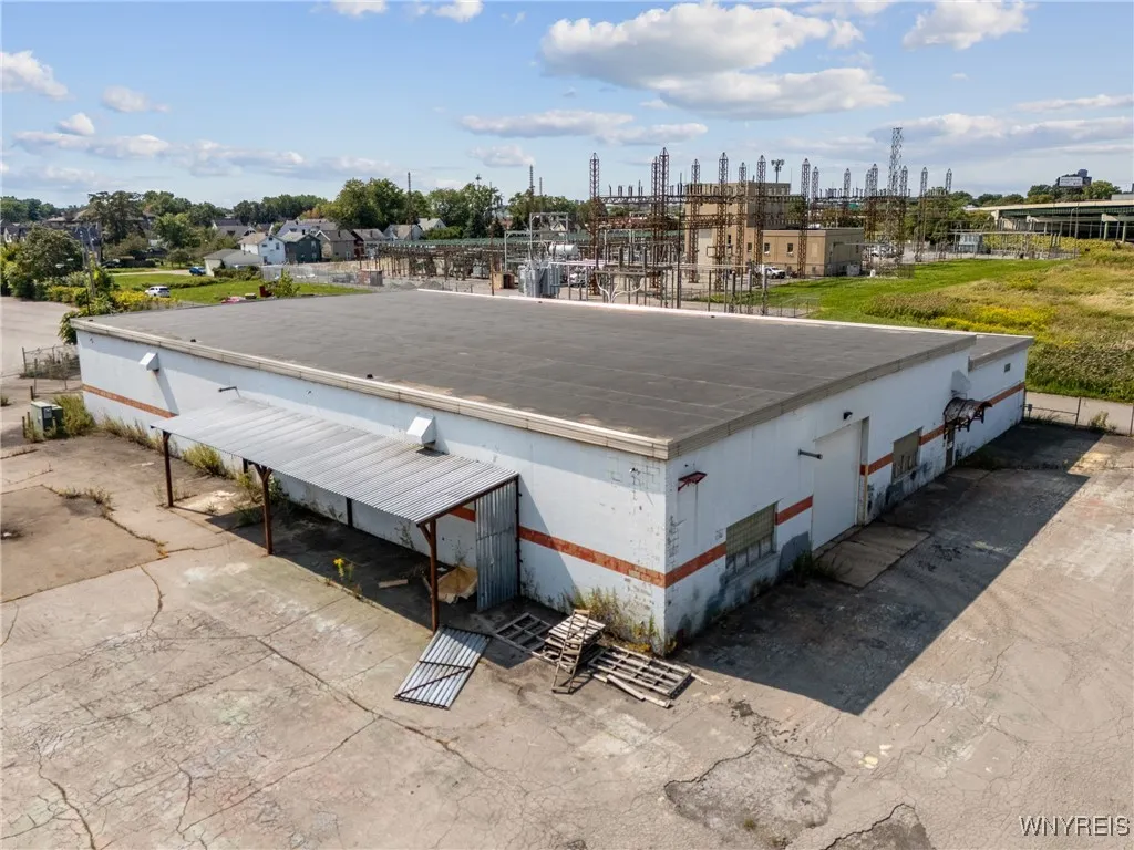 98 Bailey Avenue E, Buffalo, New York 14220, Buffalo, New York 14220, ,Commercial Sale,For Sale,98 Bailey Avenue E, Buffalo, New York 14220,0,B1637329