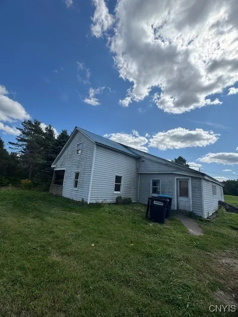 3 Rose Road, Pitcairn, New York 13648, Pitcairn, New York 13648, 4 Bedrooms Bedrooms, 7 Rooms Rooms,1 BathroomBathrooms,Residential,Closed,3 Rose Road, Pitcairn, New York 13648,0,S1637334