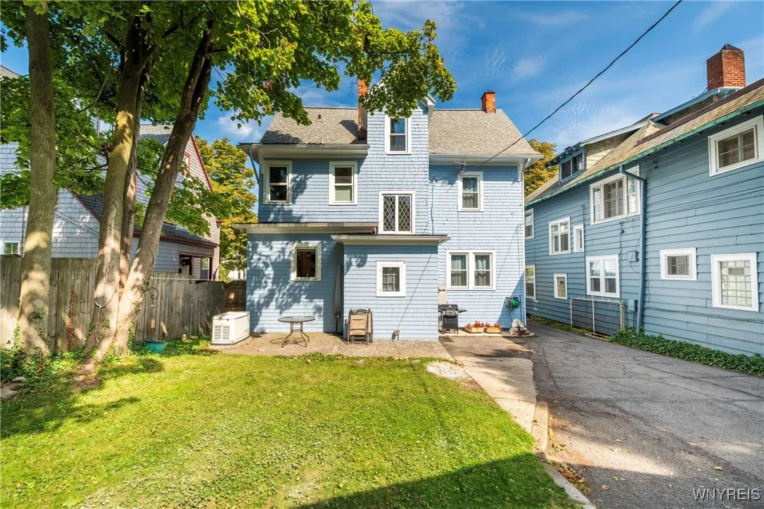 42 Lancaster Avenue, Buffalo, New York 14222, Buffalo, New York 14222, 4 Bedrooms Bedrooms, 9 Rooms Rooms,2 BathroomsBathrooms,Residential,For Sale,42 Lancaster Avenue, Buffalo, New York 14222,0,B1637365