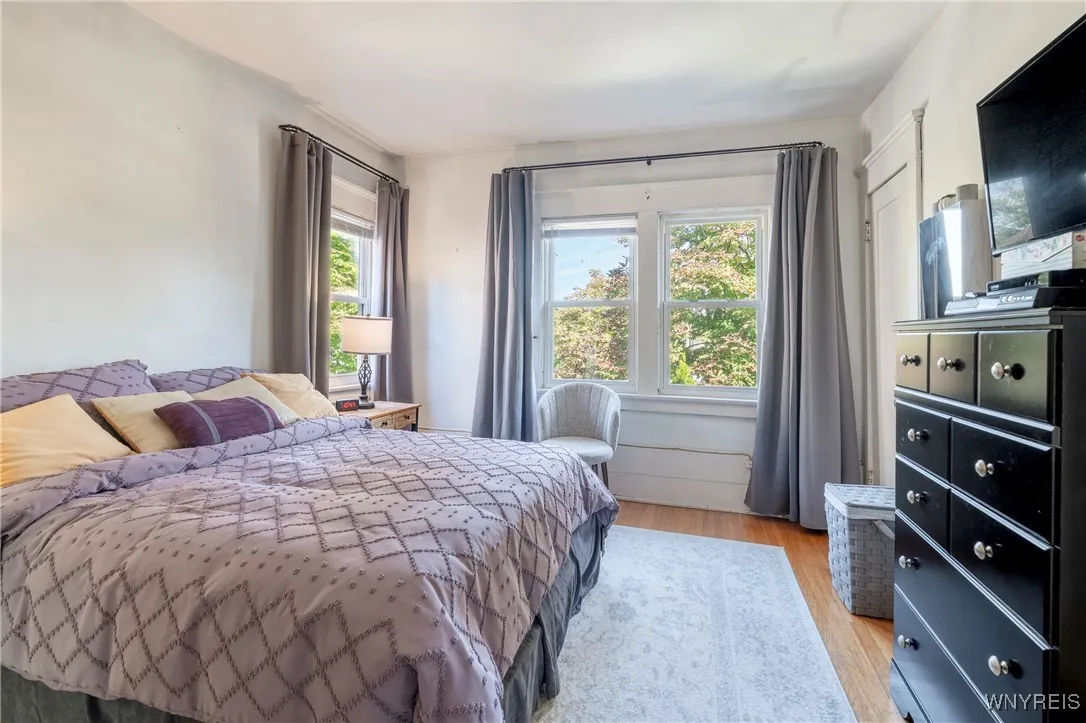 42 Lancaster Avenue, Buffalo, New York 14222, Buffalo, New York 14222, 4 Bedrooms Bedrooms, 9 Rooms Rooms,2 BathroomsBathrooms,Residential,For Sale,42 Lancaster Avenue, Buffalo, New York 14222,0,B1637365