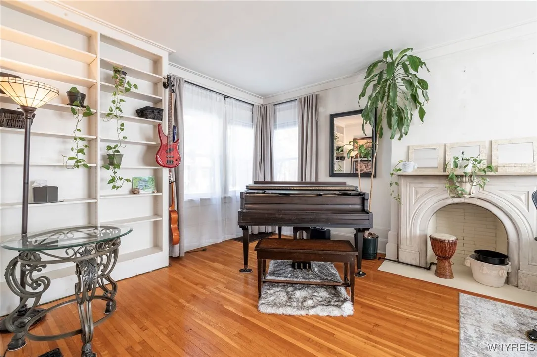 42 Lancaster Avenue, Buffalo, New York 14222, Buffalo, New York 14222, 4 Bedrooms Bedrooms, 9 Rooms Rooms,2 BathroomsBathrooms,Residential,For Sale,42 Lancaster Avenue, Buffalo, New York 14222,0,B1637365