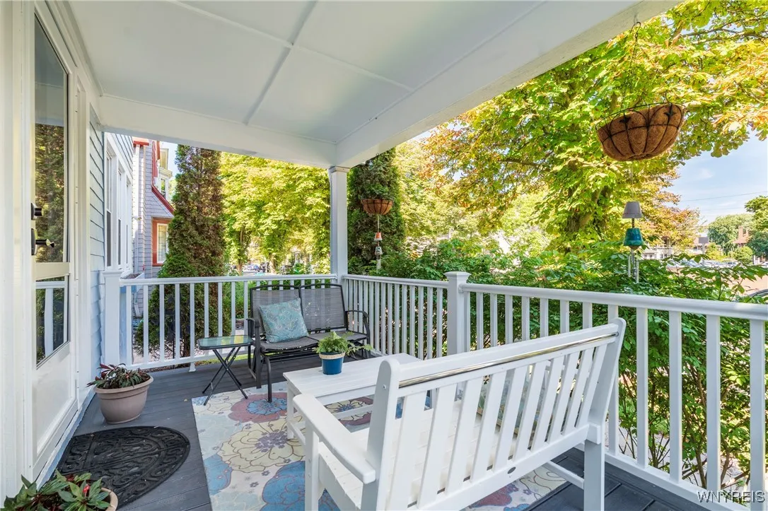 42 Lancaster Avenue, Buffalo, New York 14222, Buffalo, New York 14222, 4 Bedrooms Bedrooms, 9 Rooms Rooms,2 BathroomsBathrooms,Residential,For Sale,42 Lancaster Avenue, Buffalo, New York 14222,0,B1637365