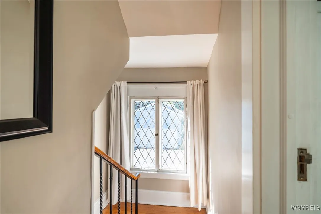 42 Lancaster Avenue, Buffalo, New York 14222, Buffalo, New York 14222, 4 Bedrooms Bedrooms, 9 Rooms Rooms,2 BathroomsBathrooms,Residential,For Sale,42 Lancaster Avenue, Buffalo, New York 14222,0,B1637365