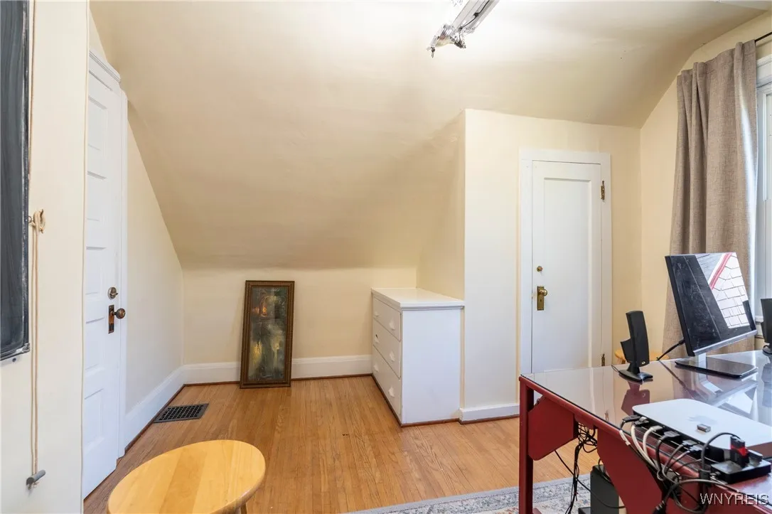 42 Lancaster Avenue, Buffalo, New York 14222, Buffalo, New York 14222, 4 Bedrooms Bedrooms, 9 Rooms Rooms,2 BathroomsBathrooms,Residential,For Sale,42 Lancaster Avenue, Buffalo, New York 14222,0,B1637365