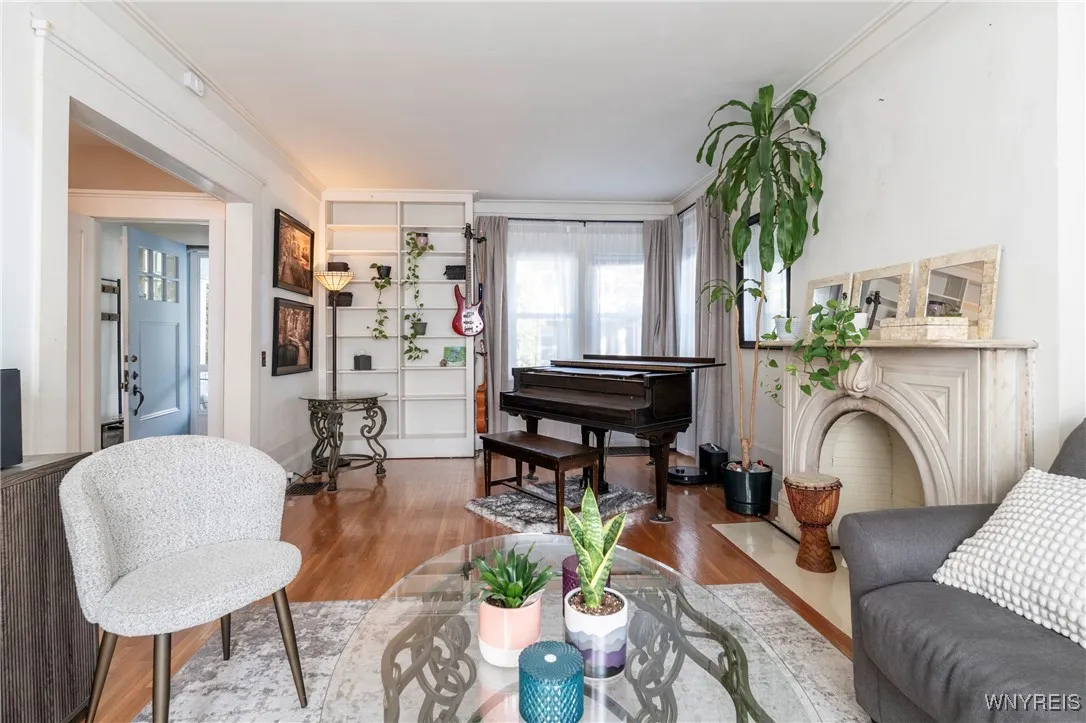 42 Lancaster Avenue, Buffalo, New York 14222, Buffalo, New York 14222, 4 Bedrooms Bedrooms, 9 Rooms Rooms,2 BathroomsBathrooms,Residential,For Sale,42 Lancaster Avenue, Buffalo, New York 14222,0,B1637365