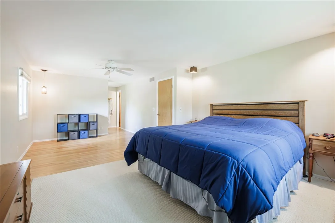 61 Barnfield Road, Henrietta, New York 14534, Henrietta, New York 14534, 4 Bedrooms Bedrooms, 9 Rooms Rooms,2 BathroomsBathrooms,Residential,Closed,61 Barnfield Road, Henrietta, New York 14534,0,R1637283