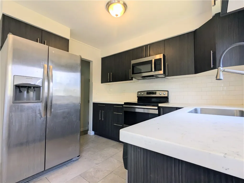 81 Cynthia Lane, Rochester, New York 14621, Rochester, New York 14621, 2 Bedrooms Bedrooms, 4 Rooms Rooms,1 BathroomBathrooms,Residential,Closed,81 Cynthia Lane, Rochester, New York 14621,0,R1637391