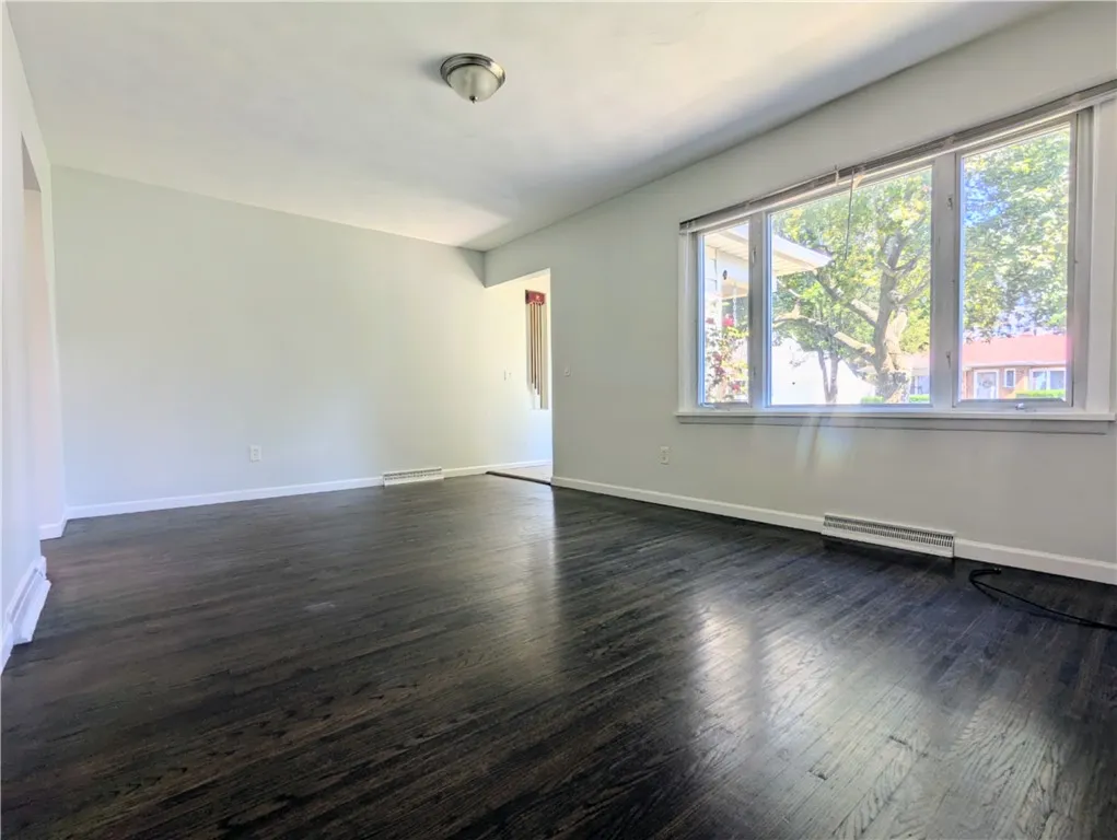 81 Cynthia Lane, Rochester, New York 14621, Rochester, New York 14621, 2 Bedrooms Bedrooms, 4 Rooms Rooms,1 BathroomBathrooms,Residential,Closed,81 Cynthia Lane, Rochester, New York 14621,0,R1637391
