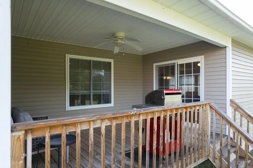 8073 Forest Ridge Lane, Lysander, New York 13027, Lysander, New York 13027, 2 Bedrooms Bedrooms, 8 Rooms Rooms,2 BathroomsBathrooms,Residential,Closed,8073 Forest Ridge Lane, Lysander, New York 13027,0,S1636743