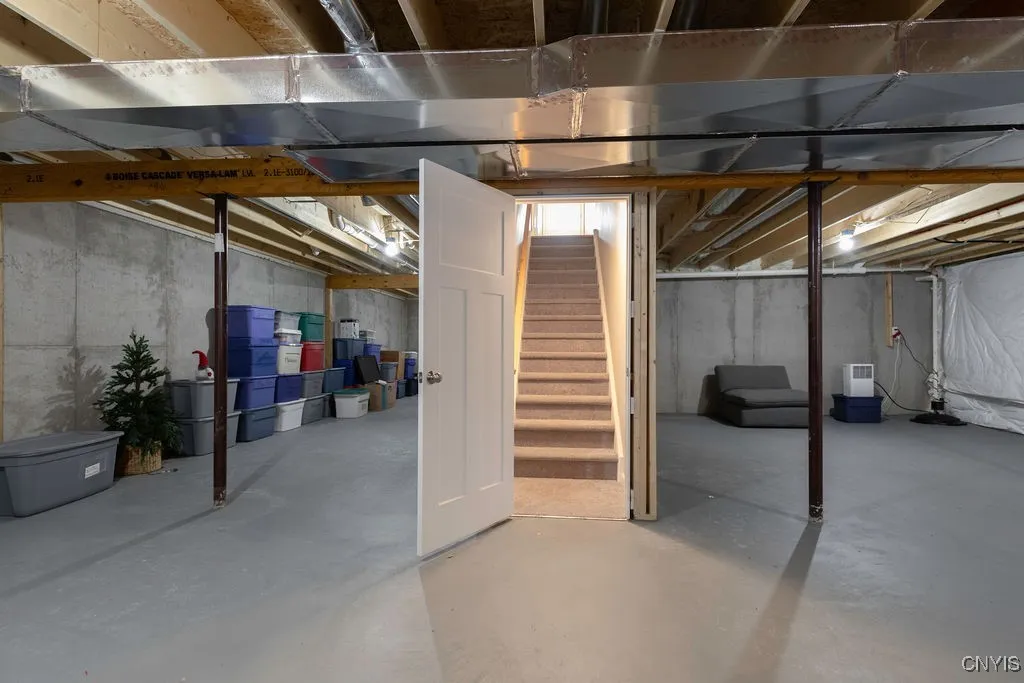 8073 Forest Ridge Lane, Lysander, New York 13027, Lysander, New York 13027, 2 Bedrooms Bedrooms, 8 Rooms Rooms,2 BathroomsBathrooms,Residential,Closed,8073 Forest Ridge Lane, Lysander, New York 13027,0,S1636743