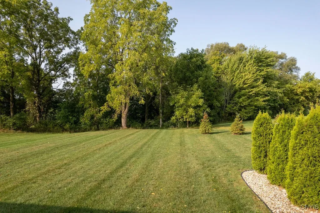 8073 Forest Ridge Lane, Lysander, New York 13027, Lysander, New York 13027, 2 Bedrooms Bedrooms, 8 Rooms Rooms,2 BathroomsBathrooms,Residential,Closed,8073 Forest Ridge Lane, Lysander, New York 13027,0,S1636743