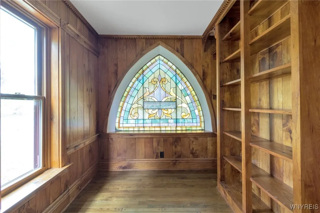 stain glass included with book shelves