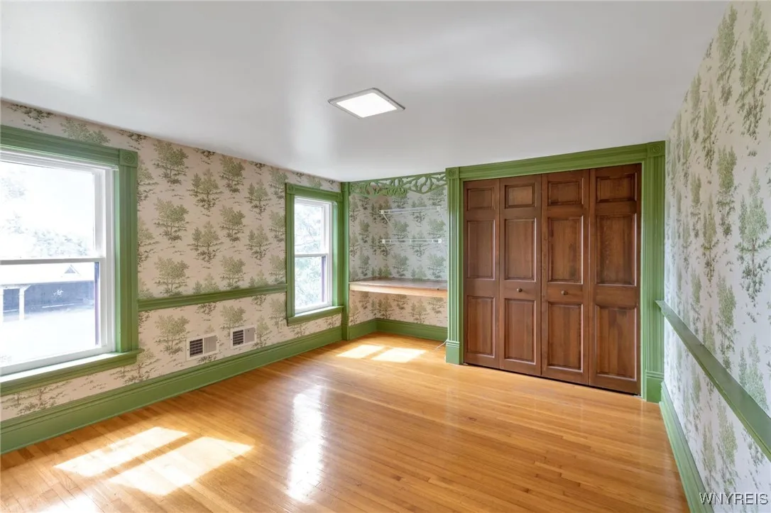 bedroom with built in desk