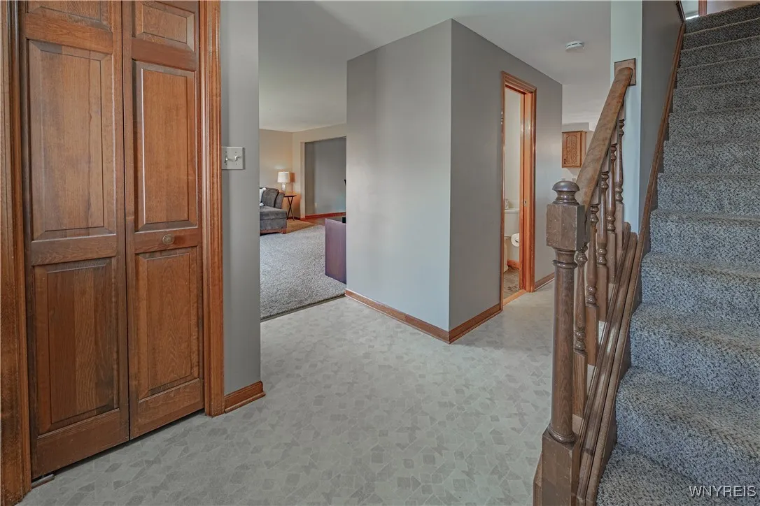 959 Castlebar Drive, North Tonawanda, New York 141, North Tonawanda, New York 14120, 3 Bedrooms Bedrooms, 9 Rooms Rooms,1 BathroomBathrooms,Residential,Closed,959 Castlebar Drive, North Tonawanda, New York 141,0,B1634988