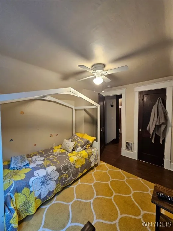 2nd floor 2nd Bedroom