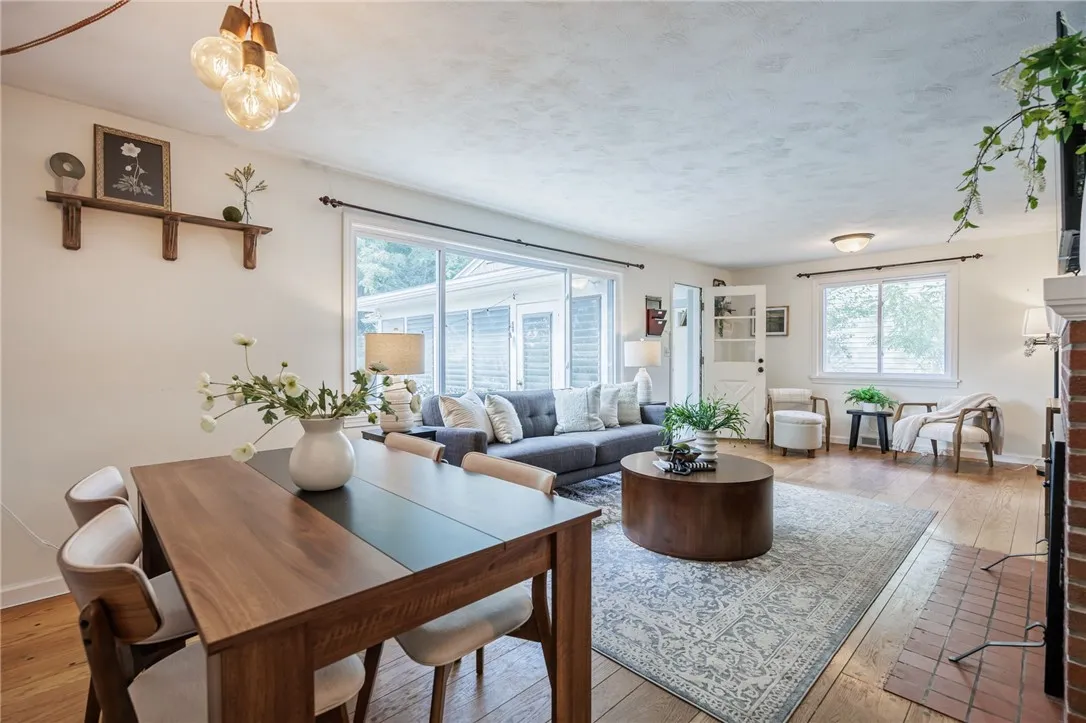 10 Highland Drive, Penfield, New York 14526, Penfield, New York 14526, 3 Bedrooms Bedrooms, 8 Rooms Rooms,2 BathroomsBathrooms,Residential,Closed,10 Highland Drive, Penfield, New York 14526,0,R1637087