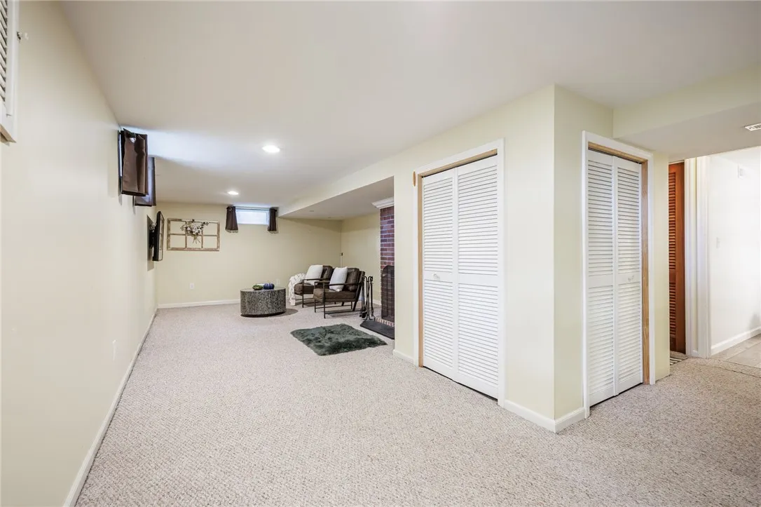 10 Highland Drive, Penfield, New York 14526, Penfield, New York 14526, 3 Bedrooms Bedrooms, 8 Rooms Rooms,2 BathroomsBathrooms,Residential,Closed,10 Highland Drive, Penfield, New York 14526,0,R1637087