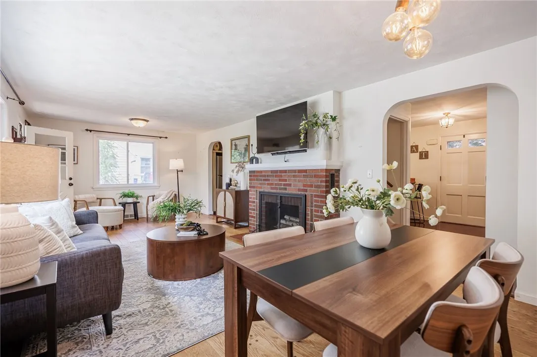 10 Highland Drive, Penfield, New York 14526, Penfield, New York 14526, 3 Bedrooms Bedrooms, 8 Rooms Rooms,2 BathroomsBathrooms,Residential,Closed,10 Highland Drive, Penfield, New York 14526,0,R1637087