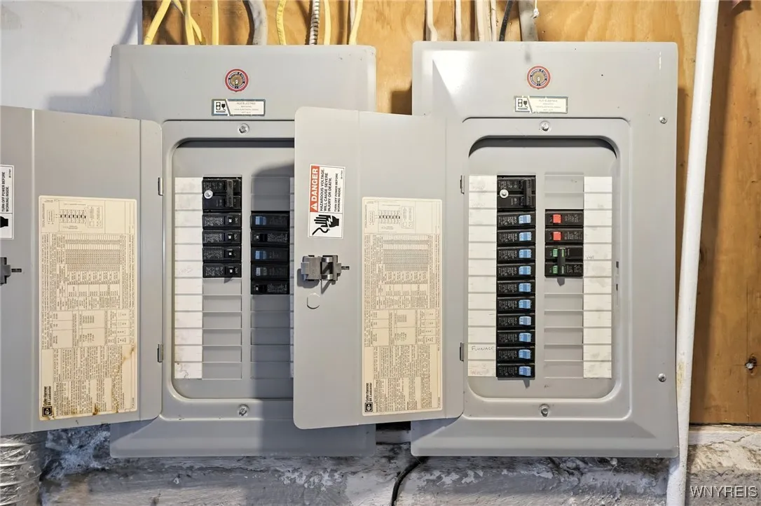 315 Roesch Avenue, Buffalo, New York 14207, Buffalo, New York 14207, 3 Bedrooms Bedrooms, ,2 BathroomsBathrooms,Residential,Closed,315 Roesch Avenue, Buffalo, New York 14207,0,B1637463