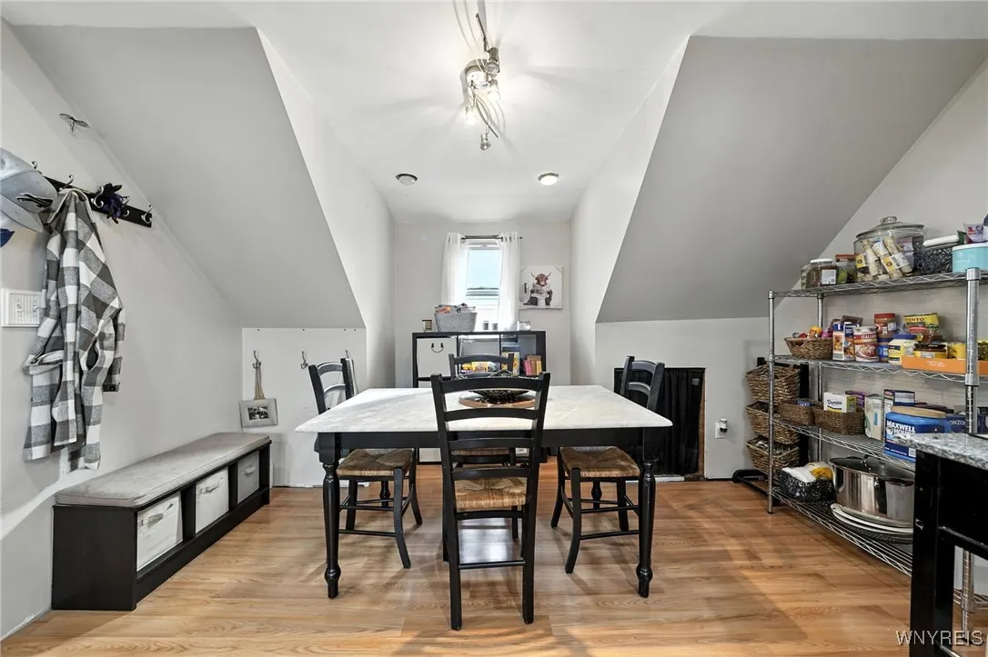 315 Roesch Avenue, Buffalo, New York 14207, Buffalo, New York 14207, 3 Bedrooms Bedrooms, ,2 BathroomsBathrooms,Residential,Closed,315 Roesch Avenue, Buffalo, New York 14207,0,B1637463