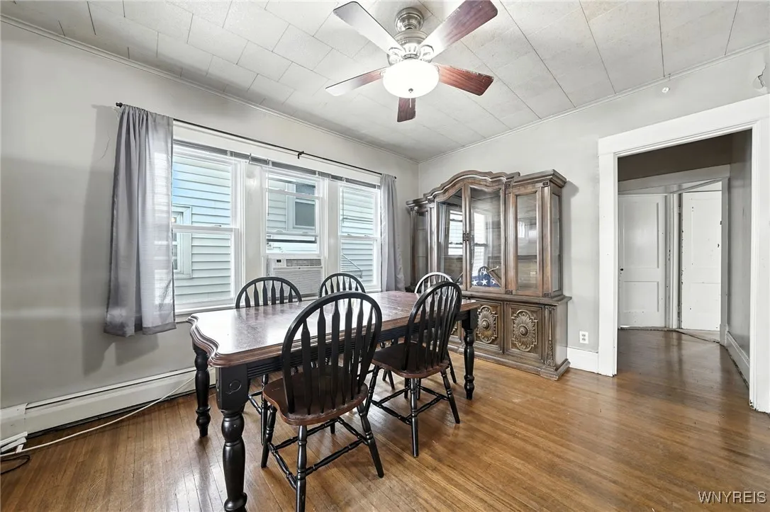 315 Roesch Avenue, Buffalo, New York 14207, Buffalo, New York 14207, 3 Bedrooms Bedrooms, ,2 BathroomsBathrooms,Residential,Closed,315 Roesch Avenue, Buffalo, New York 14207,0,B1637463