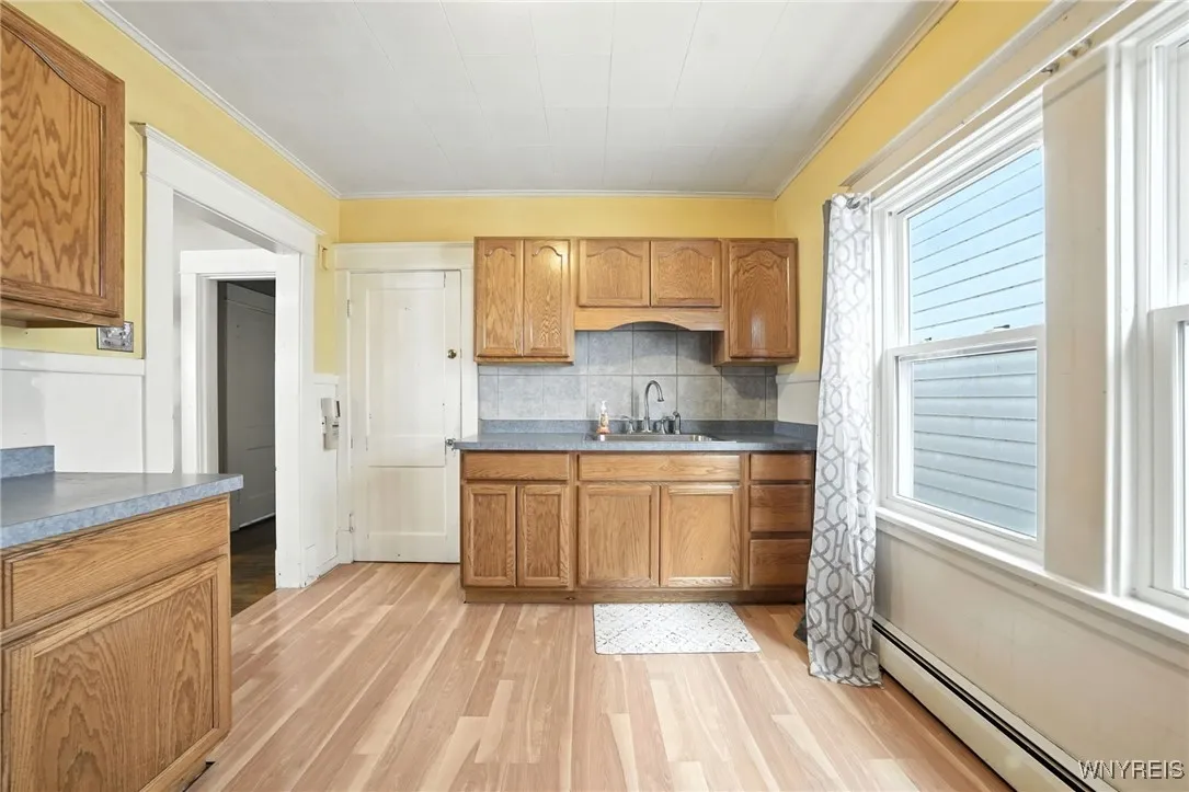 315 Roesch Avenue, Buffalo, New York 14207, Buffalo, New York 14207, 3 Bedrooms Bedrooms, ,2 BathroomsBathrooms,Residential,Closed,315 Roesch Avenue, Buffalo, New York 14207,0,B1637463