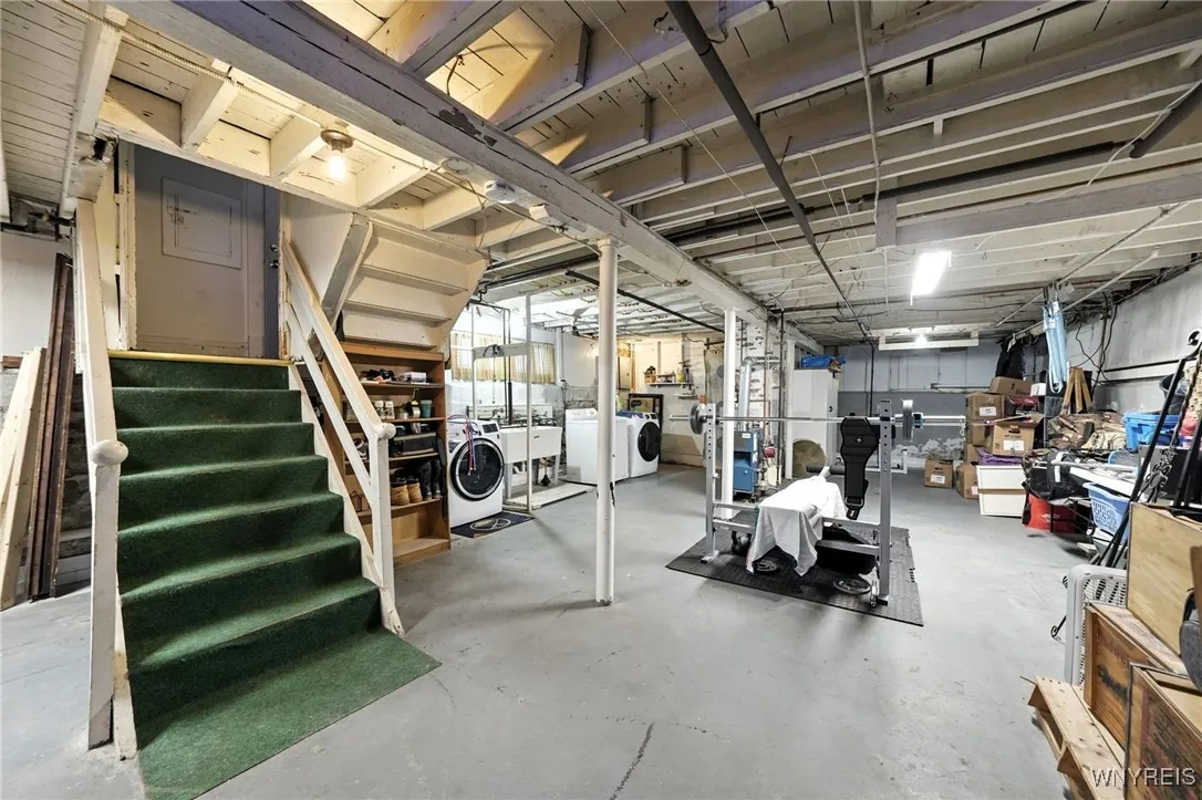 315 Roesch Avenue, Buffalo, New York 14207, Buffalo, New York 14207, 3 Bedrooms Bedrooms, ,2 BathroomsBathrooms,Residential,Closed,315 Roesch Avenue, Buffalo, New York 14207,0,B1637463