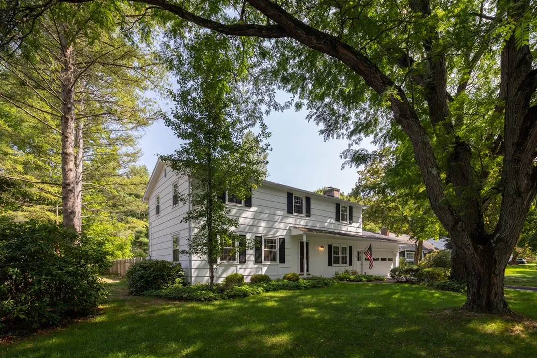 25 Kurt Road, Perinton, New York 14534, Perinton, New York 14534, 4 Bedrooms Bedrooms, 8 Rooms Rooms,2 BathroomsBathrooms,Residential,Closed,25 Kurt Road, Perinton, New York 14534,0,R1636457