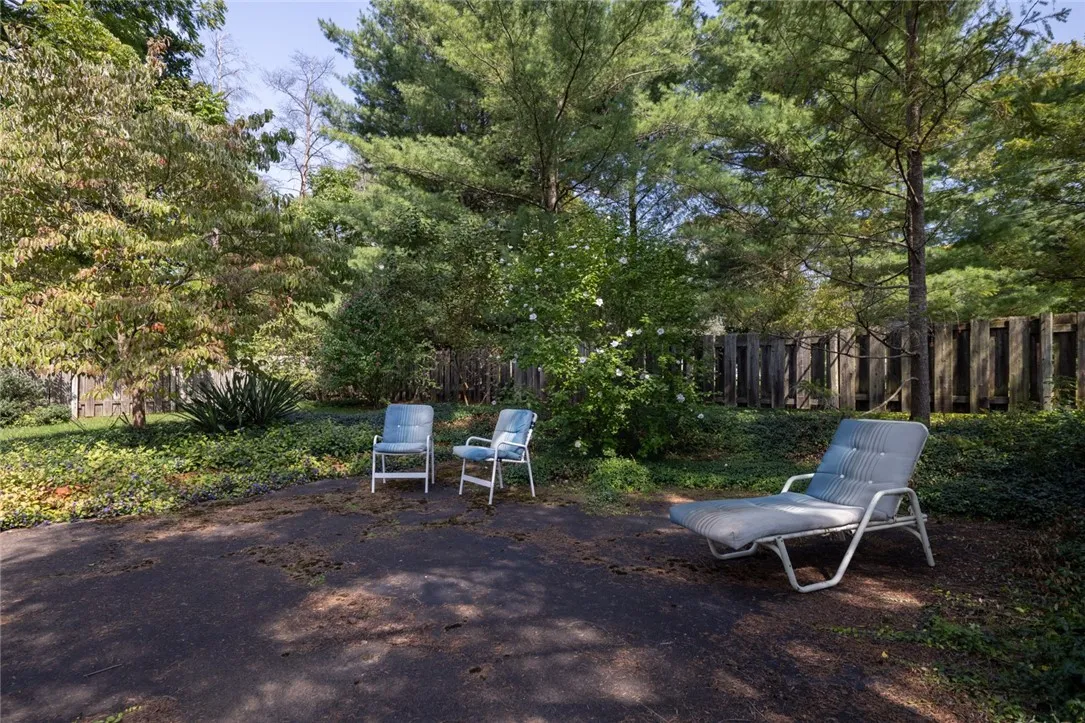 25 Kurt Road, Perinton, New York 14534, Perinton, New York 14534, 4 Bedrooms Bedrooms, 8 Rooms Rooms,2 BathroomsBathrooms,Residential,Closed,25 Kurt Road, Perinton, New York 14534,0,R1636457