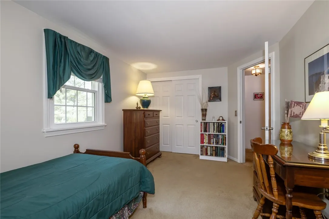 25 Kurt Road, Perinton, New York 14534, Perinton, New York 14534, 4 Bedrooms Bedrooms, 8 Rooms Rooms,2 BathroomsBathrooms,Residential,Closed,25 Kurt Road, Perinton, New York 14534,0,R1636457