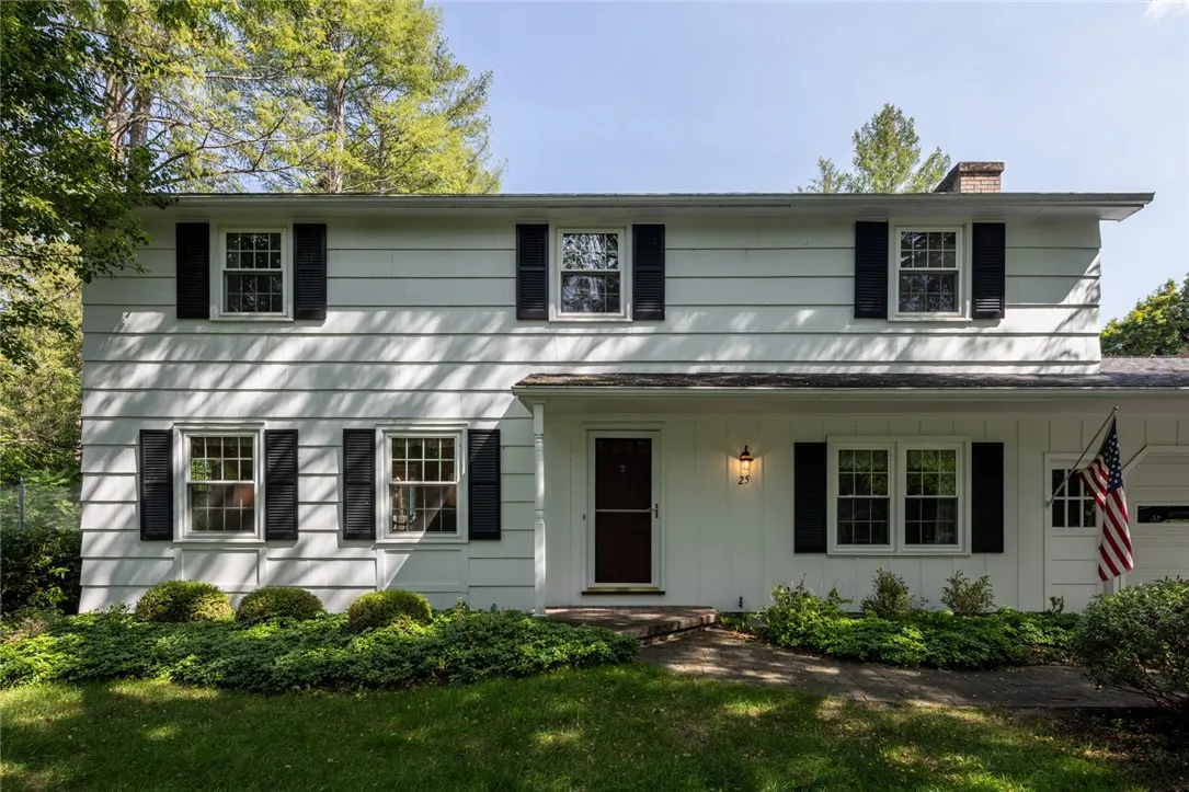 25 Kurt Road, Perinton, New York 14534, Perinton, New York 14534, 4 Bedrooms Bedrooms, 8 Rooms Rooms,2 BathroomsBathrooms,Residential,Closed,25 Kurt Road, Perinton, New York 14534,0,R1636457