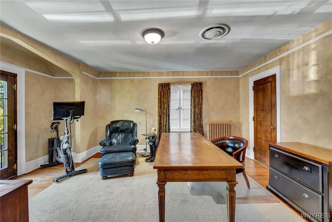81 Nottingham, Buffalo, New York 14216, Buffalo, New York 14216, 4 Bedrooms Bedrooms, 10 Rooms Rooms,3 BathroomsBathrooms,Residential,For Sale,81 Nottingham, Buffalo, New York 14216,0,B1637364
