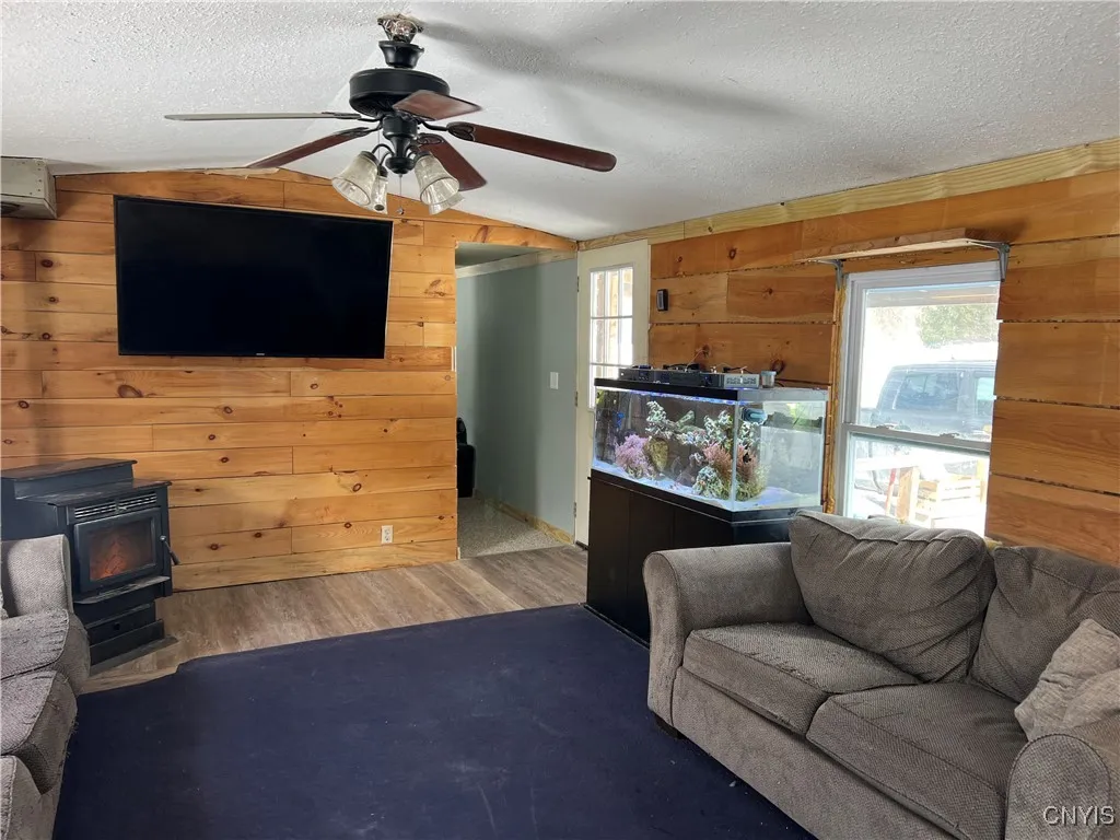 6279 County Route 17, Redfield, New York 13437, Redfield, New York 13437, 3 Bedrooms Bedrooms, 6 Rooms Rooms,1 BathroomBathrooms,Residential,Closed,6279 County Route 17, Redfield, New York 13437,0,S1637259