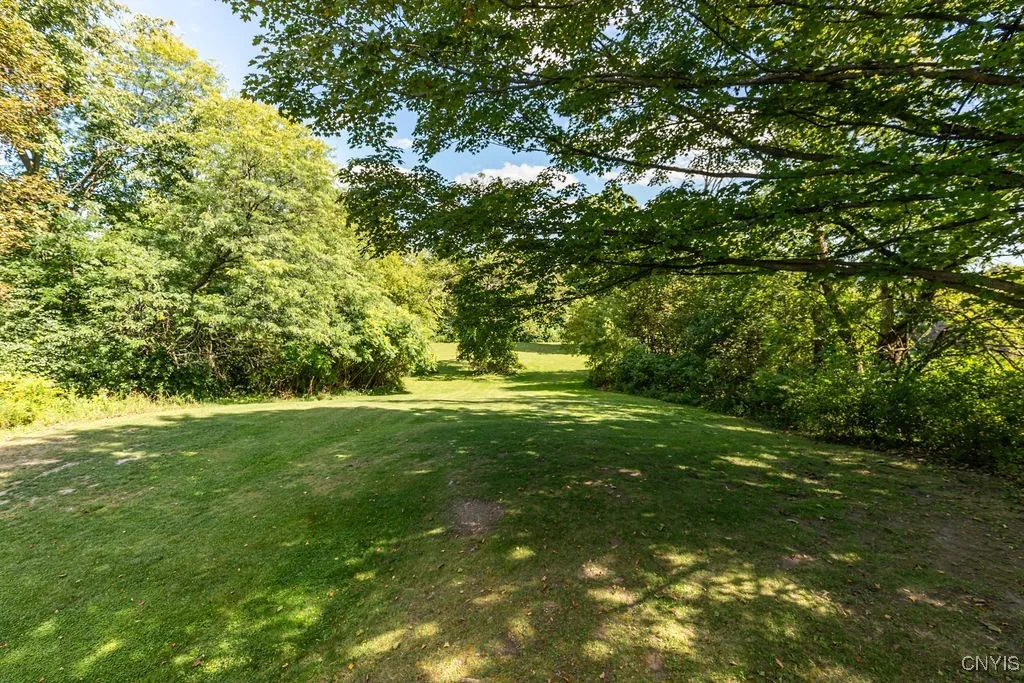 4346 Shea Road, Onondaga, New York 13215, Onondaga, New York 13215, 4 Bedrooms Bedrooms, 9 Rooms Rooms,1 BathroomBathrooms,Residential,Closed,4346 Shea Road, Onondaga, New York 13215,0,S1637355