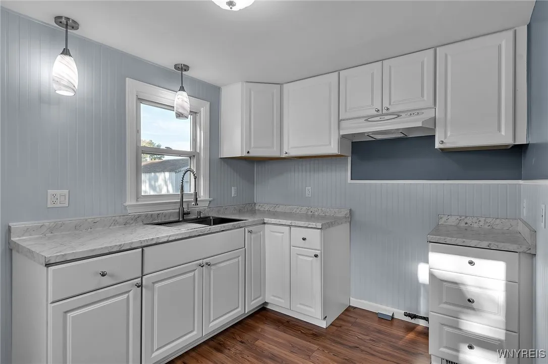 35 West Woodside Avenue, Buffalo, New York 14220, Buffalo, New York 14220, 3 Bedrooms Bedrooms, 7 Rooms Rooms,1 BathroomBathrooms,Residential,For Sale,35 West Woodside Avenue, Buffalo, New York 14220,0,B1636885