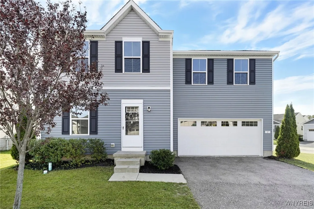 1 Stelle Street, Hamburg, New York 14075, Hamburg, New York 14075, 3 Bedrooms Bedrooms, 5 Rooms Rooms,2 BathroomsBathrooms,Residential,Closed,1 Stelle Street, Hamburg, New York 14075,0,B1637385