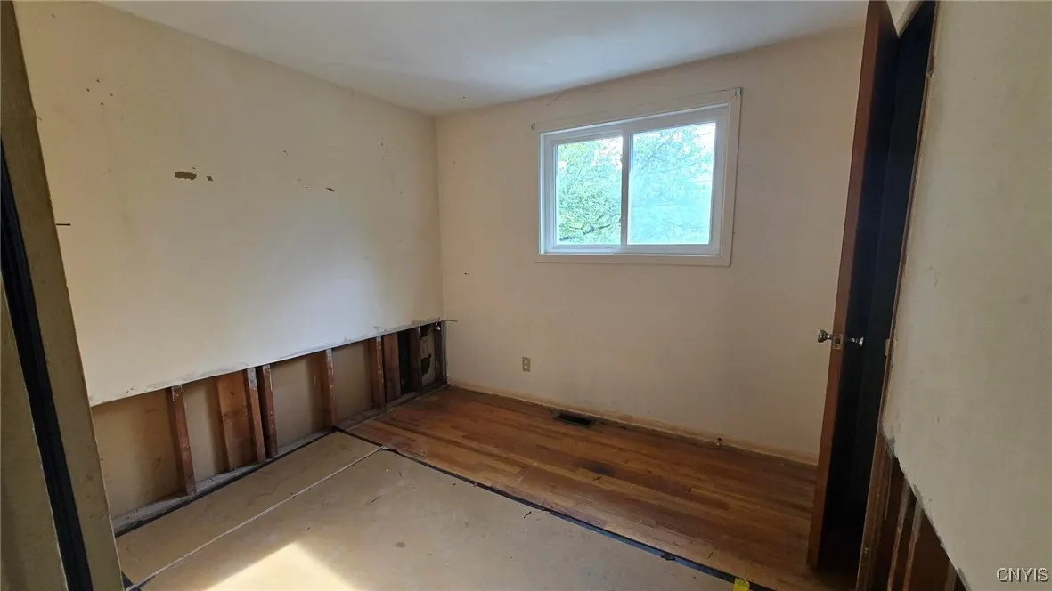 2 Ilex Lane, Clay, New York 13090, Clay, New York 13090, 3 Bedrooms Bedrooms, 6 Rooms Rooms,1 BathroomBathrooms,Residential,Closed,2 Ilex Lane, Clay, New York 13090,0,S1637485