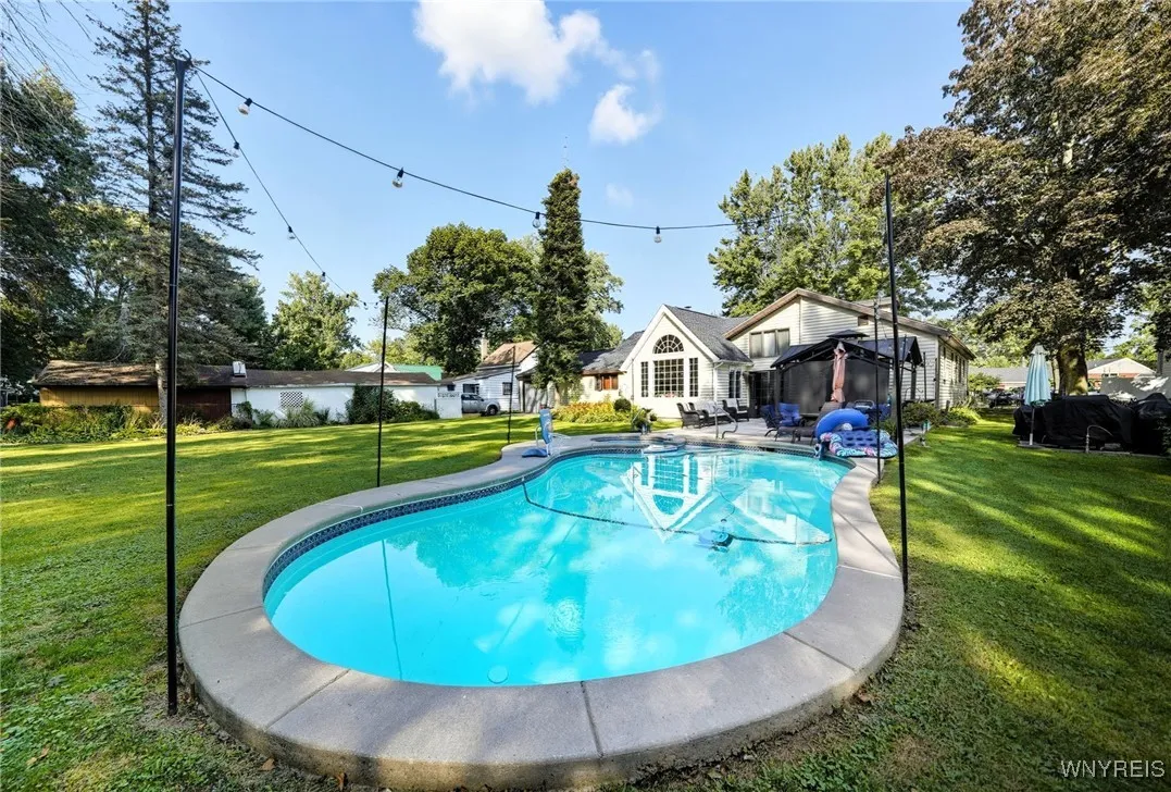 116 Clair Avenue, North Tonawanda, New York 14120, North Tonawanda, New York 14120, 4 Bedrooms Bedrooms, 8 Rooms Rooms,2 BathroomsBathrooms,Residential,Closed,116 Clair Avenue, North Tonawanda, New York 14120,0,B1636359