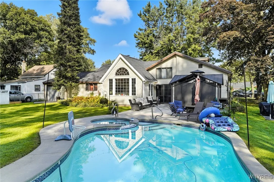 116 Clair Avenue, North Tonawanda, New York 14120, North Tonawanda, New York 14120, 4 Bedrooms Bedrooms, 8 Rooms Rooms,2 BathroomsBathrooms,Residential,Closed,116 Clair Avenue, North Tonawanda, New York 14120,0,B1636359