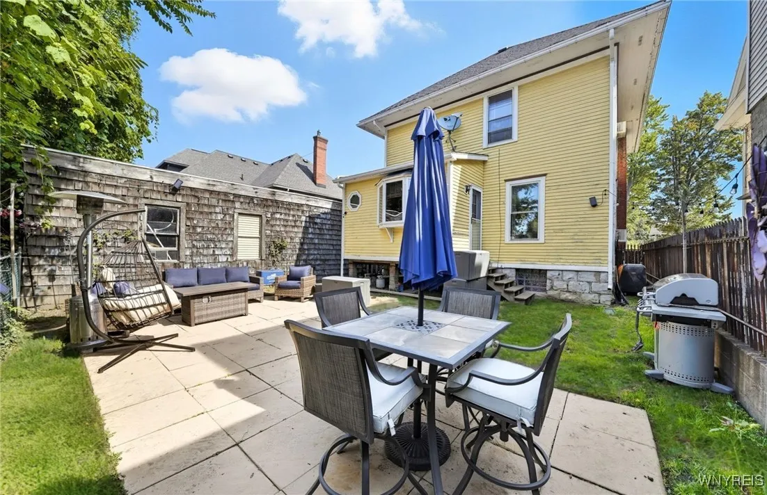 120 Clinton Street, Tonawanda, New York 14150, Tonawanda, New York 14150, 3 Bedrooms Bedrooms, 9 Rooms Rooms,1 BathroomBathrooms,Residential,Closed,120 Clinton Street, Tonawanda, New York 14150,0,B1636738