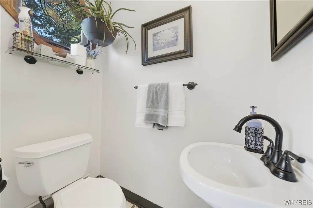 120 Clinton Street, Tonawanda, New York 14150, Tonawanda, New York 14150, 3 Bedrooms Bedrooms, 9 Rooms Rooms,1 BathroomBathrooms,Residential,Closed,120 Clinton Street, Tonawanda, New York 14150,0,B1636738