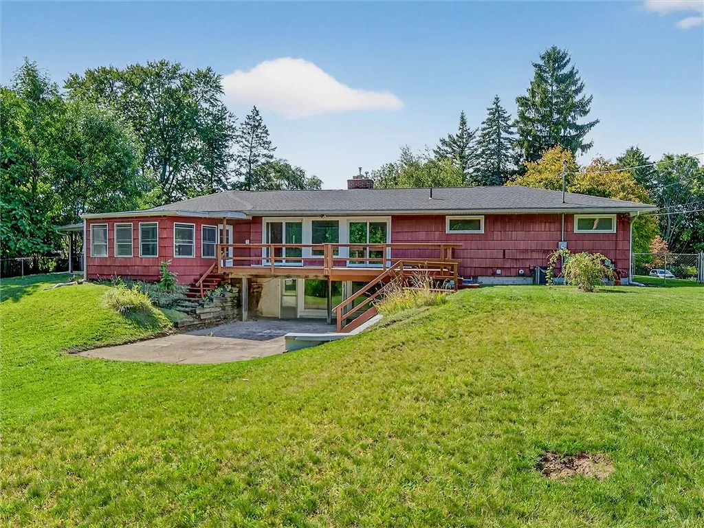 1084 Cherry Hill Lane, Webster, New York 14580, Webster, New York 14580, 3 Bedrooms Bedrooms, 6 Rooms Rooms,2 BathroomsBathrooms,Residential,Closed,1084 Cherry Hill Lane, Webster, New York 14580,0,R1636548