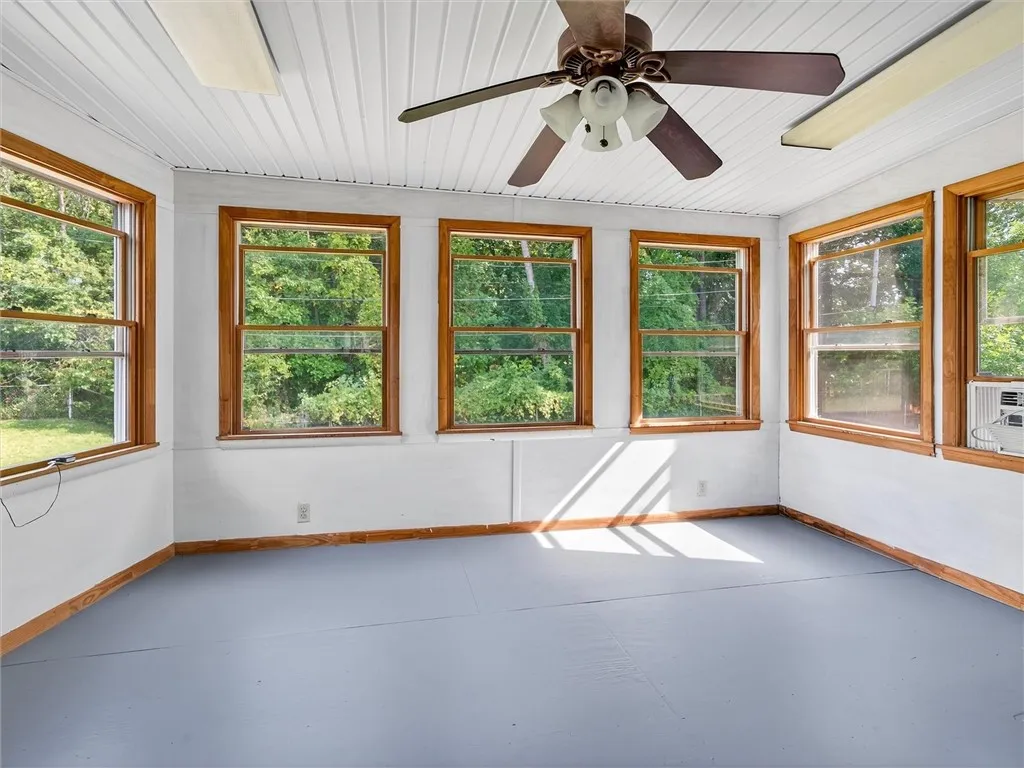 1084 Cherry Hill Lane, Webster, New York 14580, Webster, New York 14580, 3 Bedrooms Bedrooms, 6 Rooms Rooms,2 BathroomsBathrooms,Residential,Closed,1084 Cherry Hill Lane, Webster, New York 14580,0,R1636548