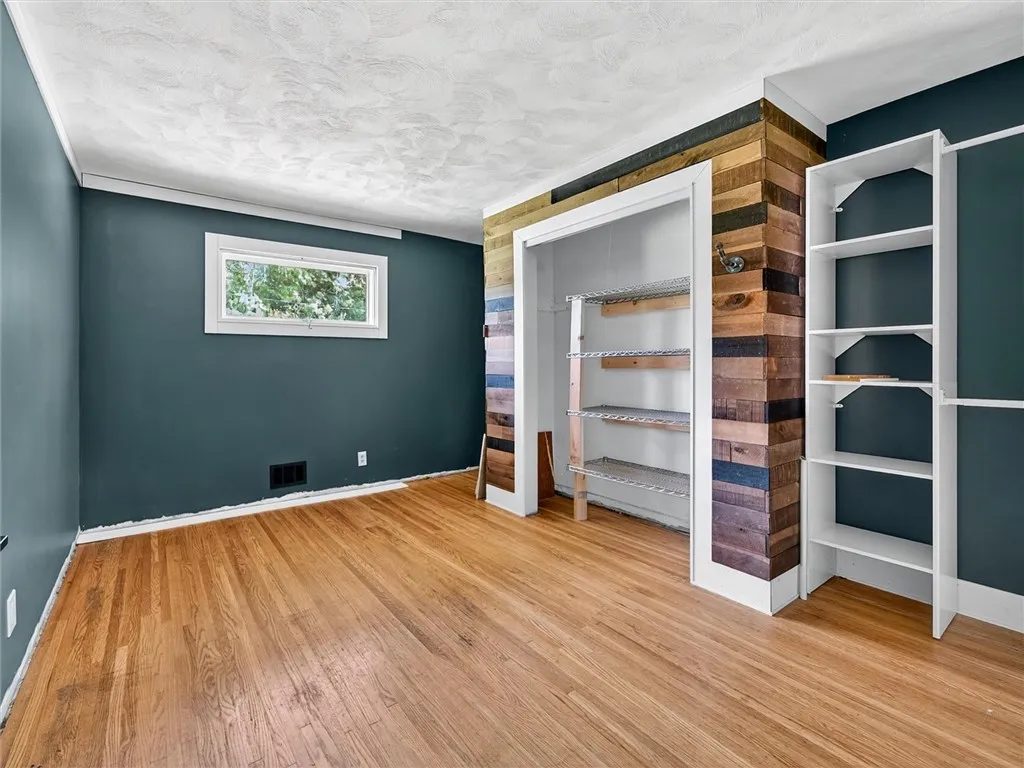 1084 Cherry Hill Lane, Webster, New York 14580, Webster, New York 14580, 3 Bedrooms Bedrooms, 6 Rooms Rooms,2 BathroomsBathrooms,Residential,Closed,1084 Cherry Hill Lane, Webster, New York 14580,0,R1636548