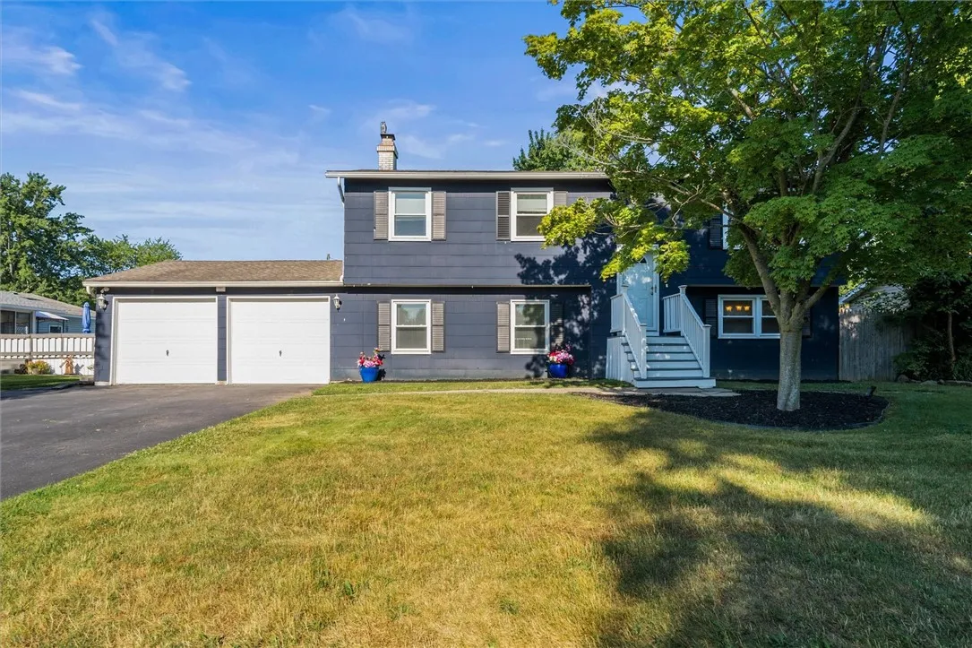 11 Tangerine Way, Gates, New York 14606, Gates, New York 14606, 3 Bedrooms Bedrooms, 8 Rooms Rooms,1 BathroomBathrooms,Residential,Closed,11 Tangerine Way, Gates, New York 14606,0,R1637504