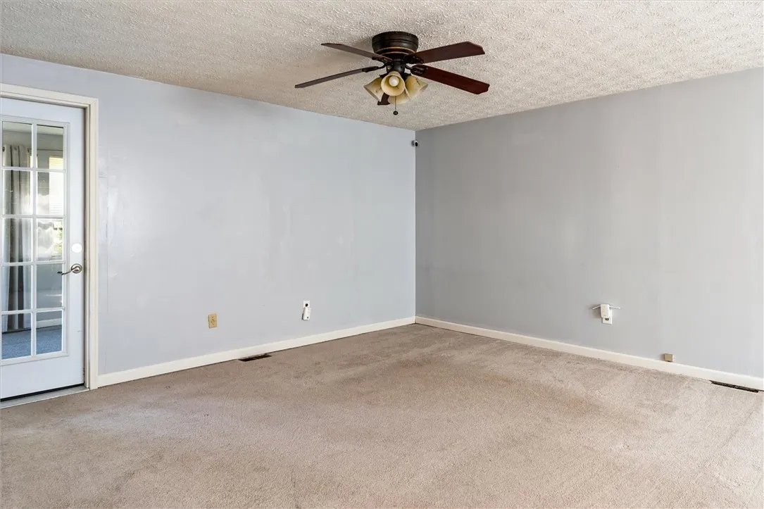 11 Tangerine Way, Gates, New York 14606, Gates, New York 14606, 3 Bedrooms Bedrooms, 8 Rooms Rooms,1 BathroomBathrooms,Residential,Closed,11 Tangerine Way, Gates, New York 14606,0,R1637504